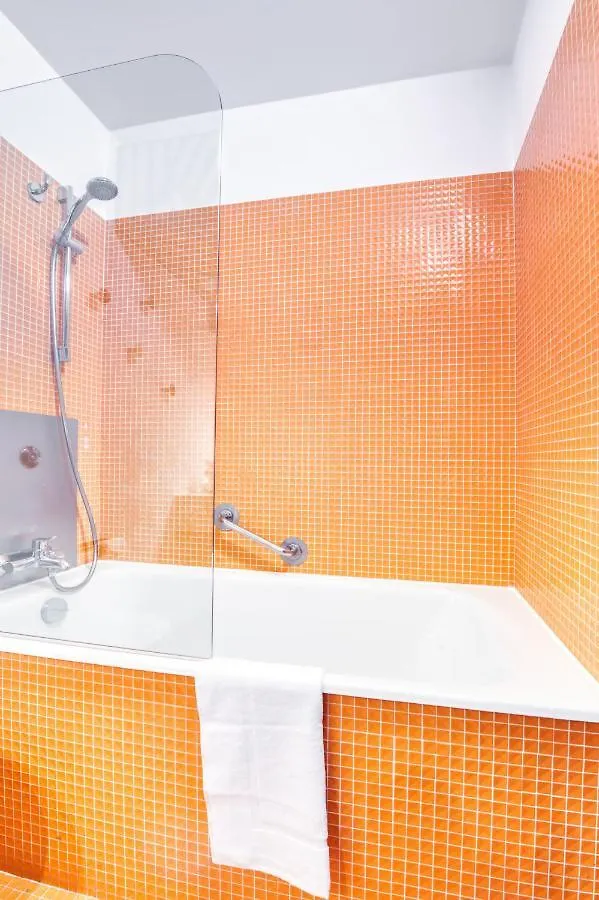 Aparthotel Cowool Grenoble