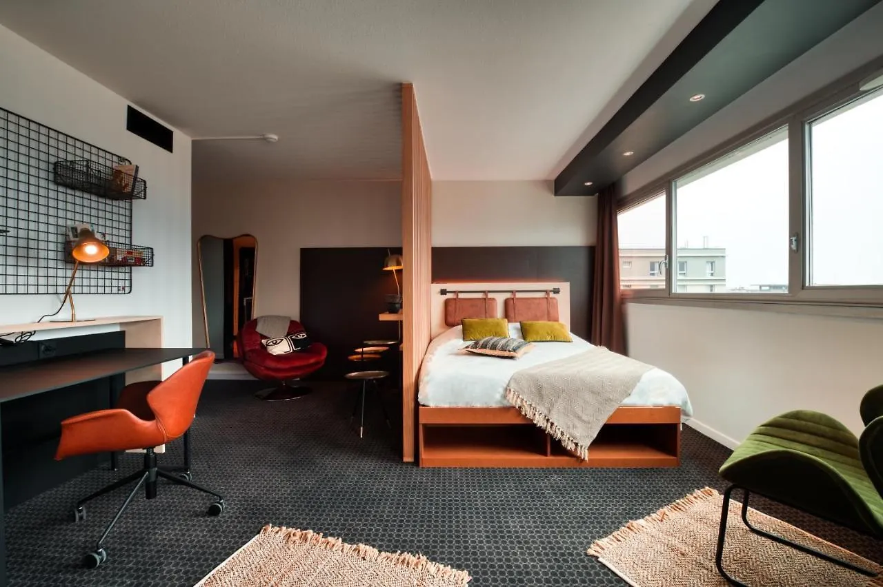 Aparthotel Cowool Grenoble 0*,  Francie